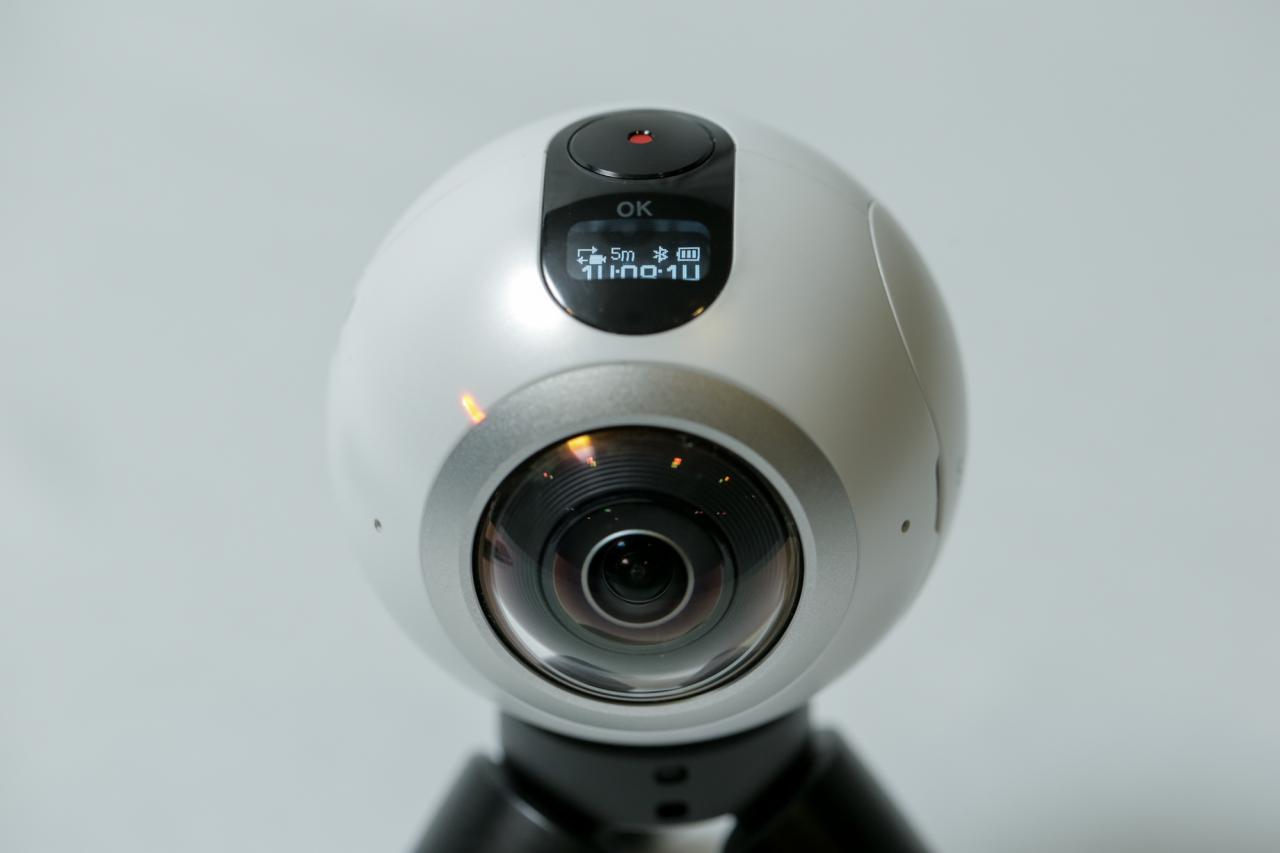 [22/02/2016] Samsung Gear 360 von der MWC 2016 (2)