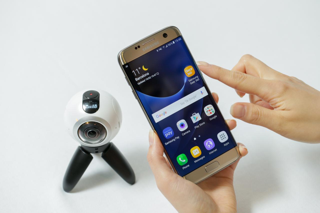 [22/02/2016] Samsung Gear 360 von der MWC 2016 (39)