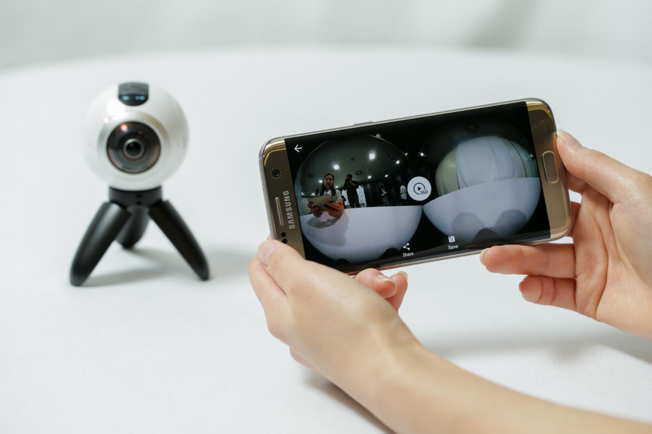 [22/02/2016] Samsung Gear 360 von der MWC 2016 (47)