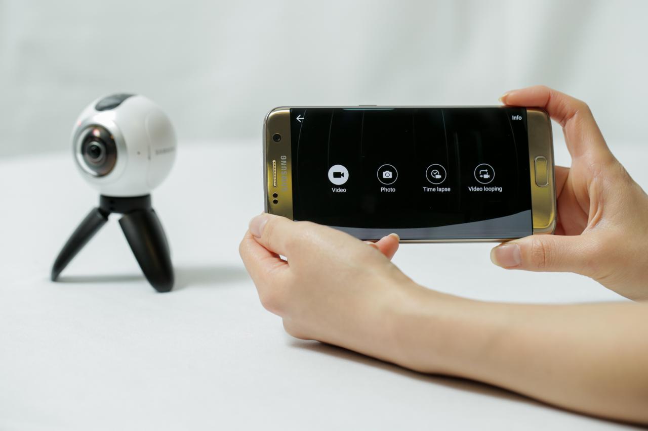 [22/02/2016] Samsung Gear 360 von der MWC 2016 (4)