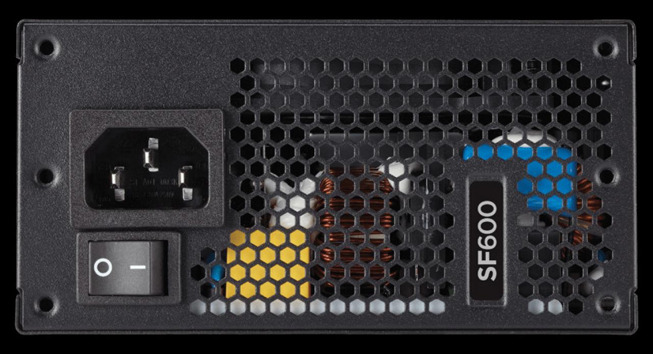 [09/03/2016] Corsair SF450 und SF600: Vollmodulare SFX-Netzteile mit 80 Plus Gold (2)