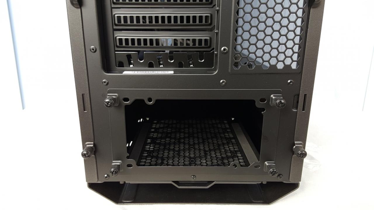 [23/03/2016] Cooler Master Mastercase Pro 5 (5)