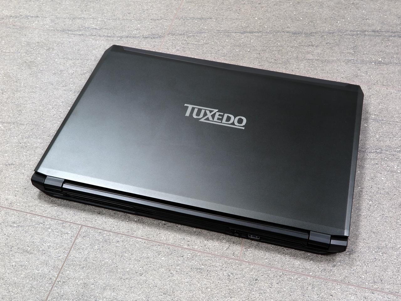 [30/03/2016] Tuxedo XC1506