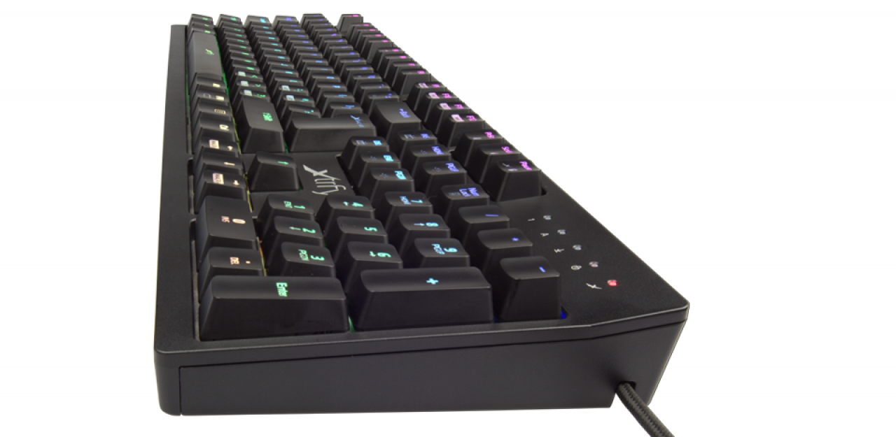 [01/03/2016] Xtrfy K2: Minimalistische Spielertastatur mit RGB-Beleuchtung (5)