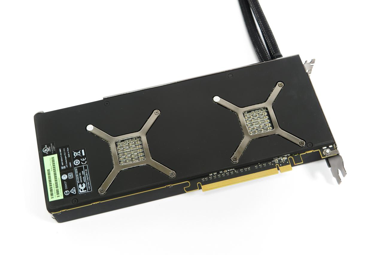 [29/04/2016] AMD Radeon Pro Duo im Hands-on-Test mit ersten Benchmarks (2)