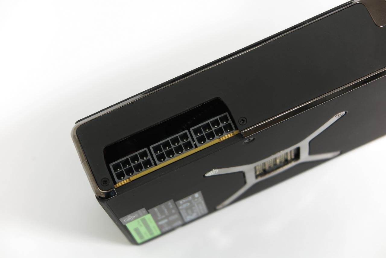[29/04/2016] AMD Radeon Pro Duo im Hands-on-Test mit ersten Benchmarks (5)
