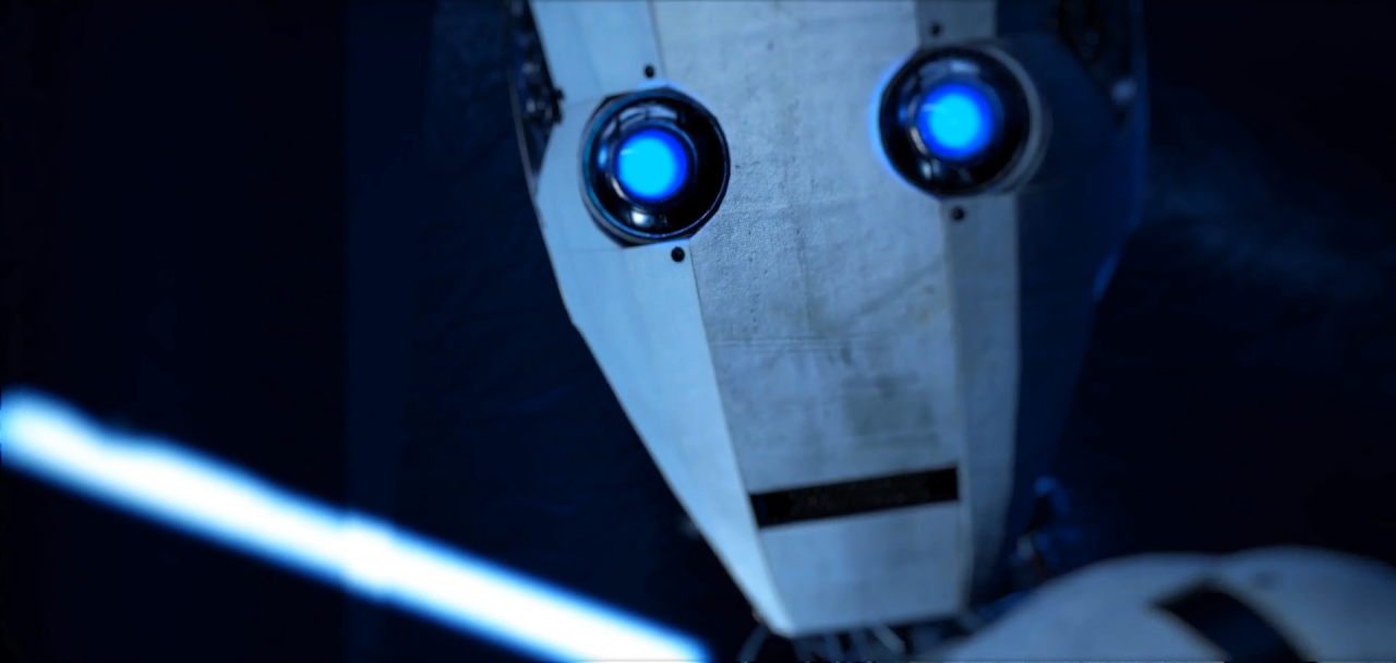 [08/04/2016] Roboter Abe ist auf Liebe programmiert und will daher Menschen reparieren, die ihn nicht lieben.