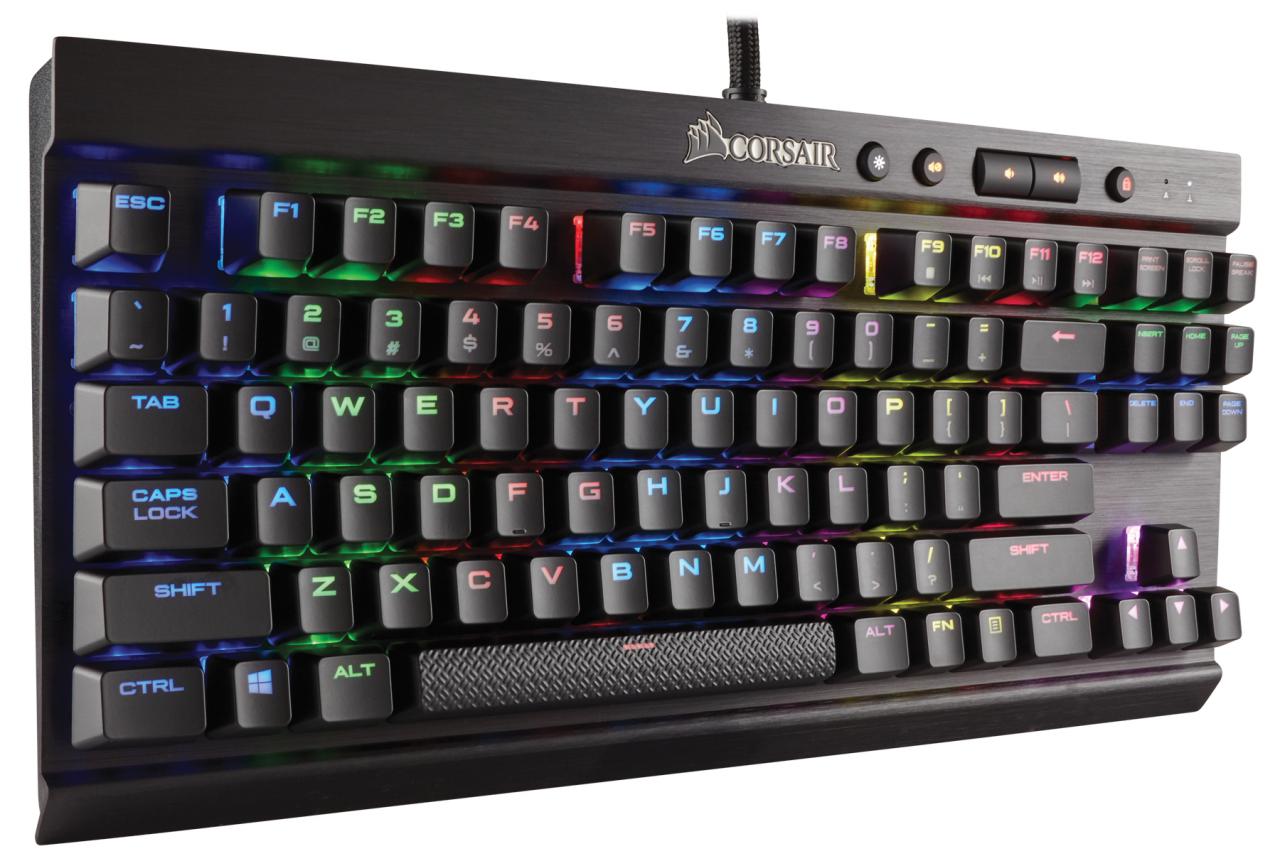 [21/04/2016] Corsair K65 RAPIDFIRE RGB 5 