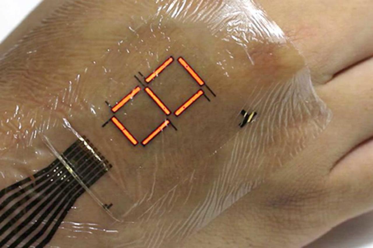 [19/04/2016] Display-Technik: Forscher arbeiten an neuem Folienbildschirm für den Handrücken
