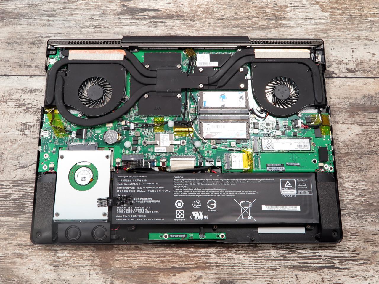 [27/04/2016] EVGA SC17: Unterseite geöffnet
