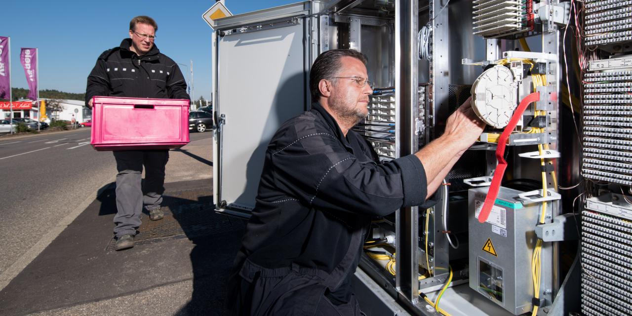 [07/04/2016] Breitbandausbau: Telekom mit mehr als 30 Millionen Haushalten mit mindestens 100 Mbit/s (1)