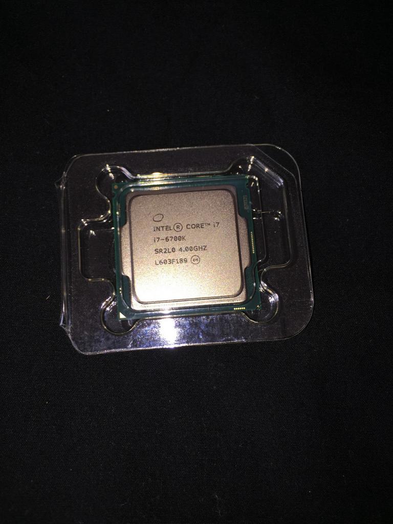 [29/04/2016] Update Mai 2016: 40 Jahre alter Intel-Prozessor ausgegraben (16)