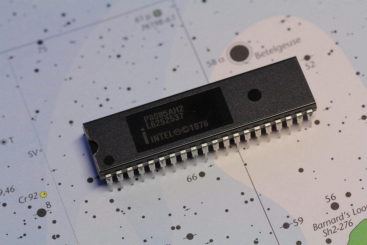 [29/04/2016] Update Mai 2016: 40 Jahre alter Intel-Prozessor ausgegraben (1)