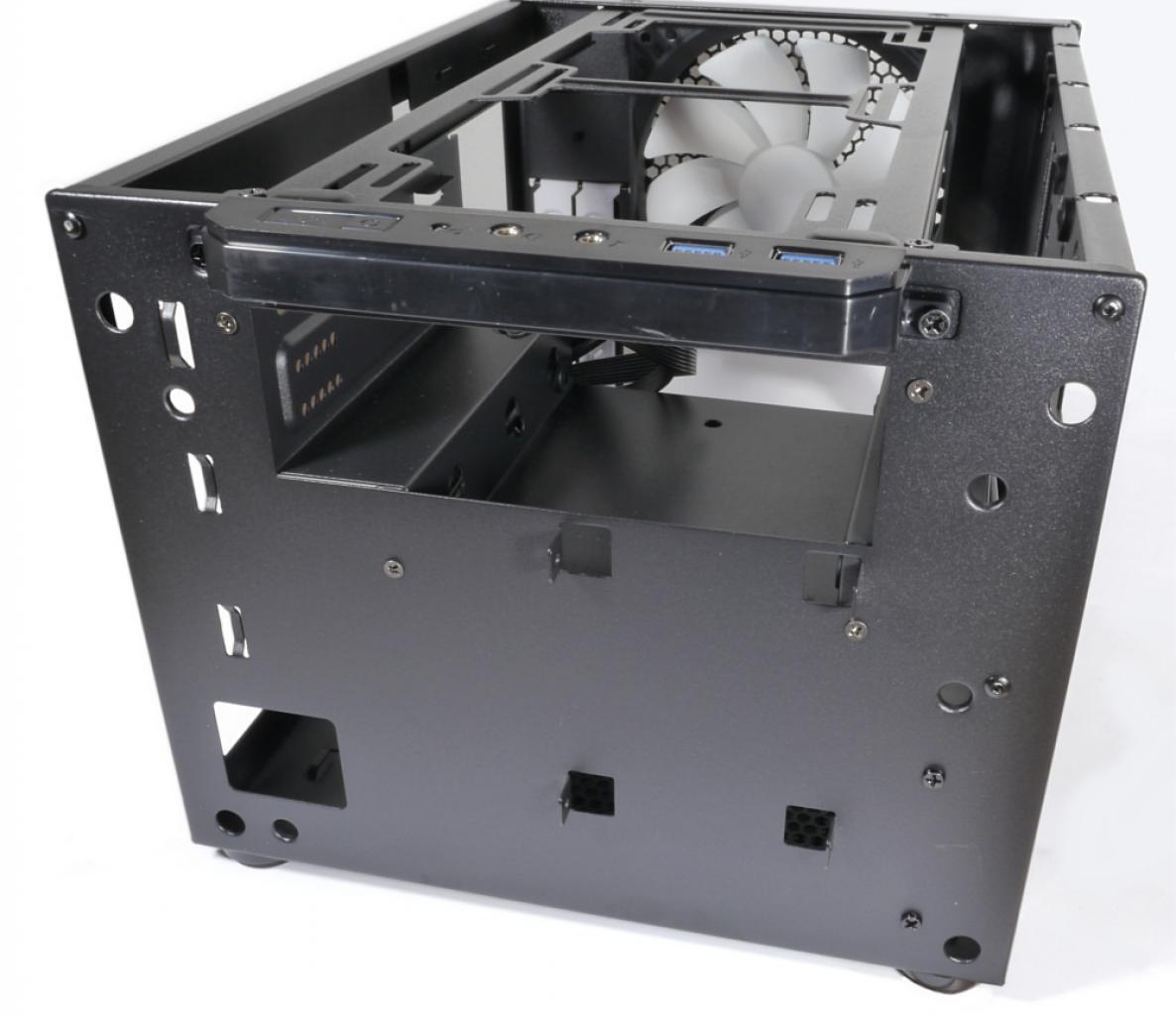 [26/04/2016] Fractal Design Core 500 (2)