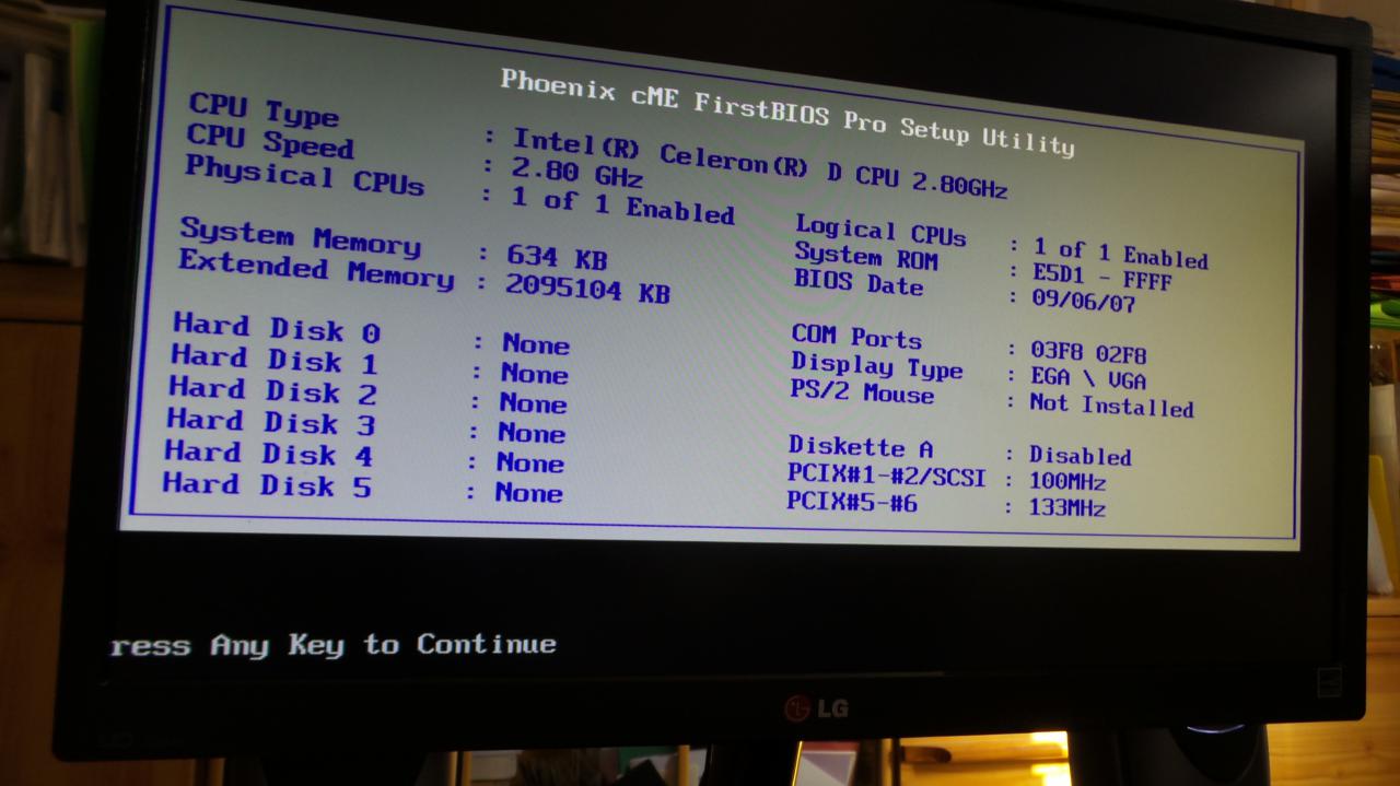 [12/04/2016] PCI-E-x16-Grafikkarte in x8-Slot zwängen geht? Geht! (3)