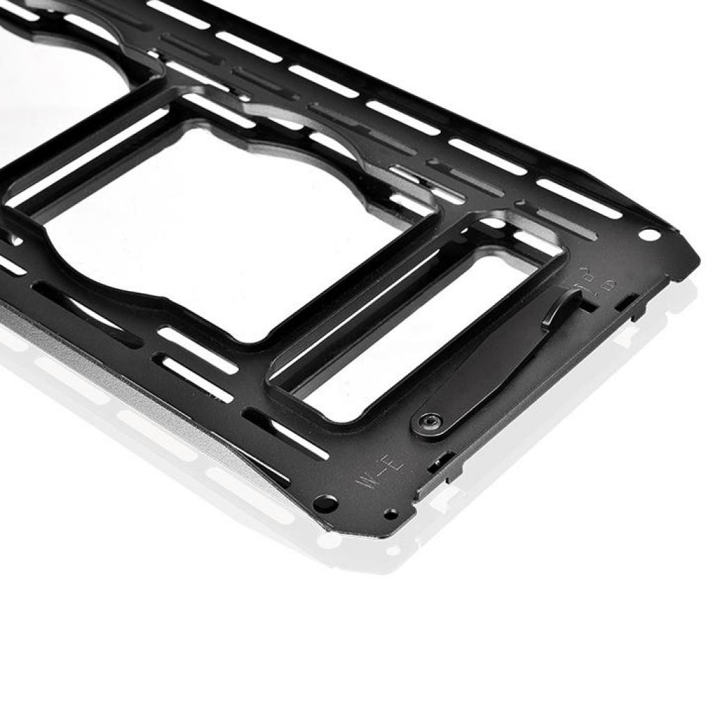 [15/04/2016] Thermaltake Core WP200: Gehäuse geht mit 40 140-mm-Lüftern in die Vollen (14)