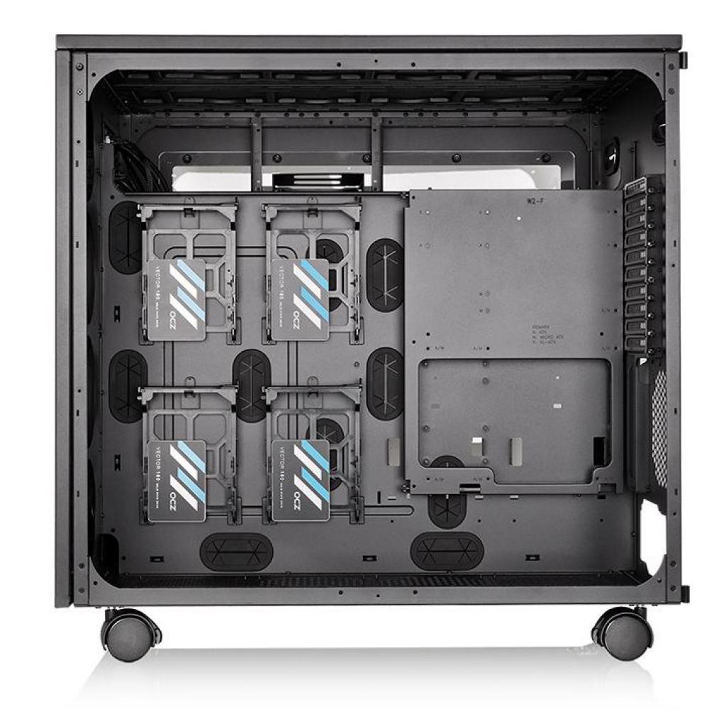 [15/04/2016] Thermaltake Core WP200: Gehäuse geht mit 40 140-mm-Lüftern in die Vollen (4)