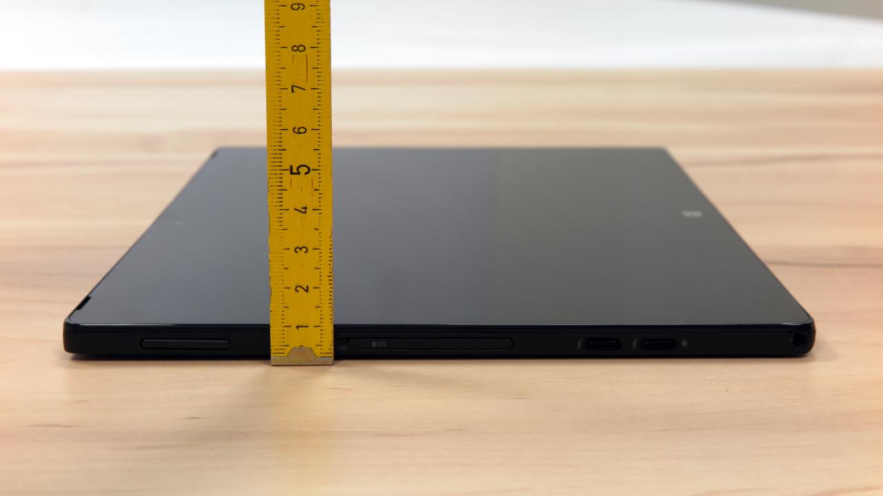 [03/05/2016] Dell Latitude 12 7275: Höhe des Tablet-PCs