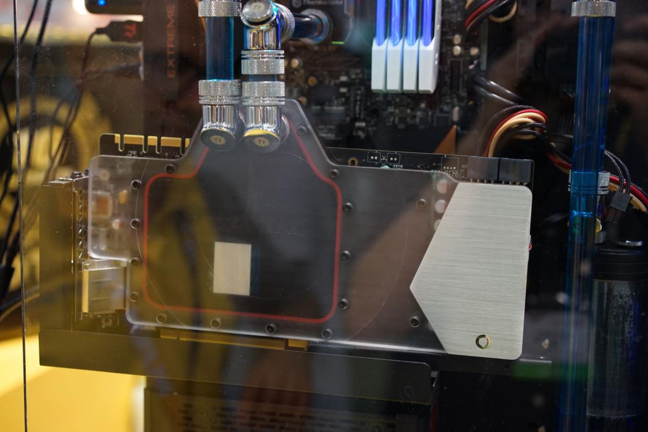 [31/05/2016] Zotac Geforce GTX 1080 Arctic Storm mit altem Wasserkühler von der Computex (2)