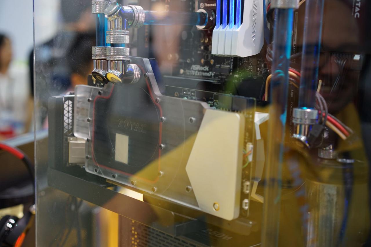[31/05/2016] Zotac Geforce GTX 1080 Arctic Storm mit altem Wasserkühler von der Computex (1)