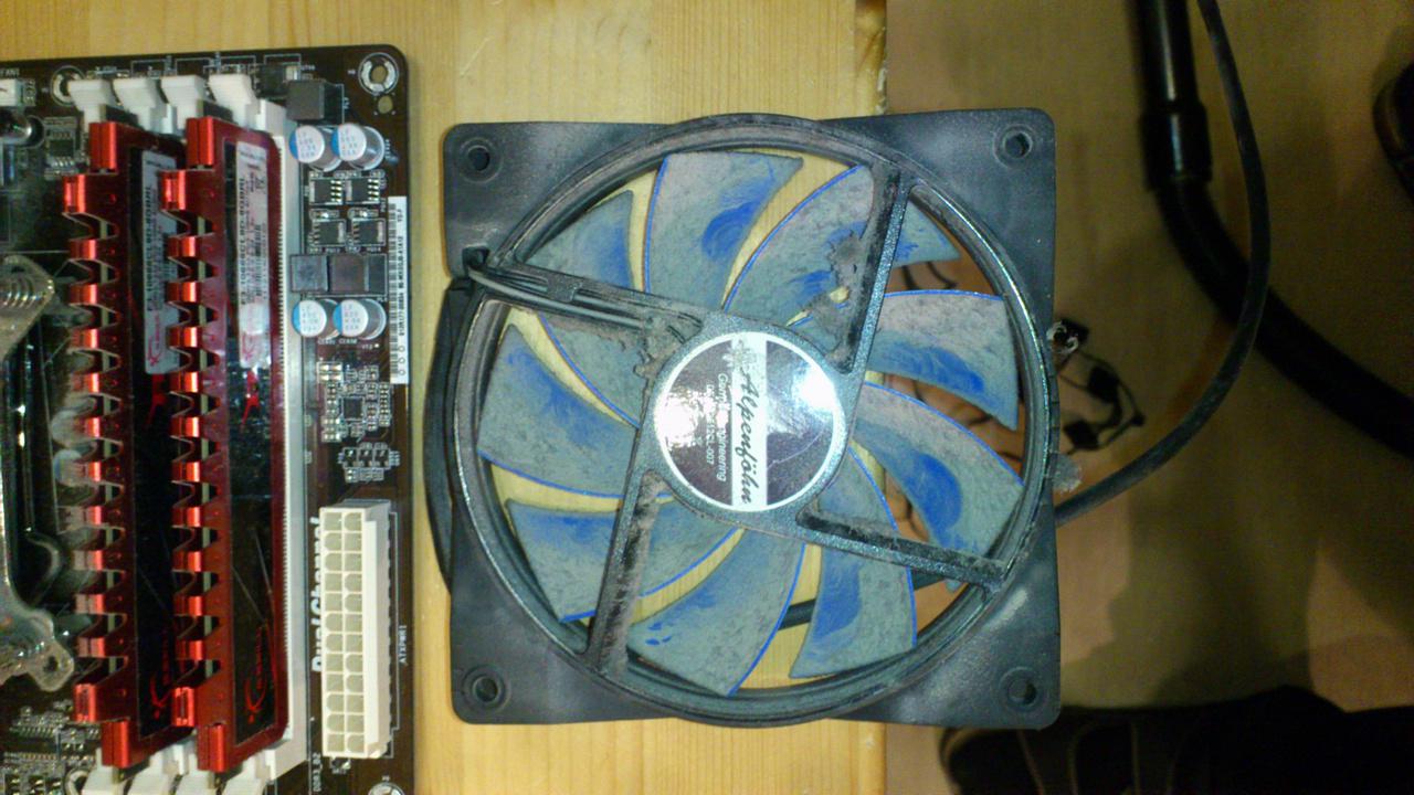 [06/05/2016] Update 08.05.2016: CPU-Kühler mit Pelz (2)
