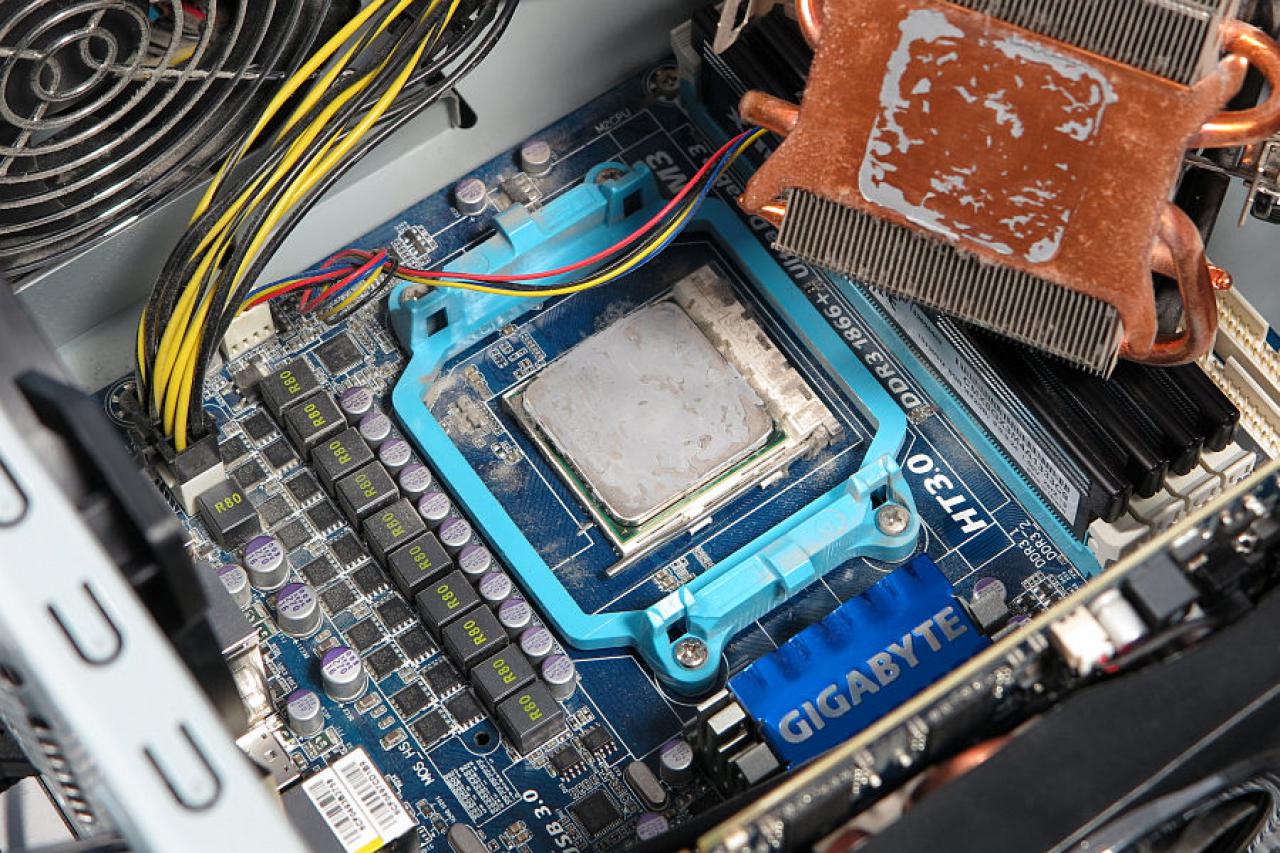 [06/05/2016] Update 08.05.2016: CPU-Kühler mit Pelz (5)