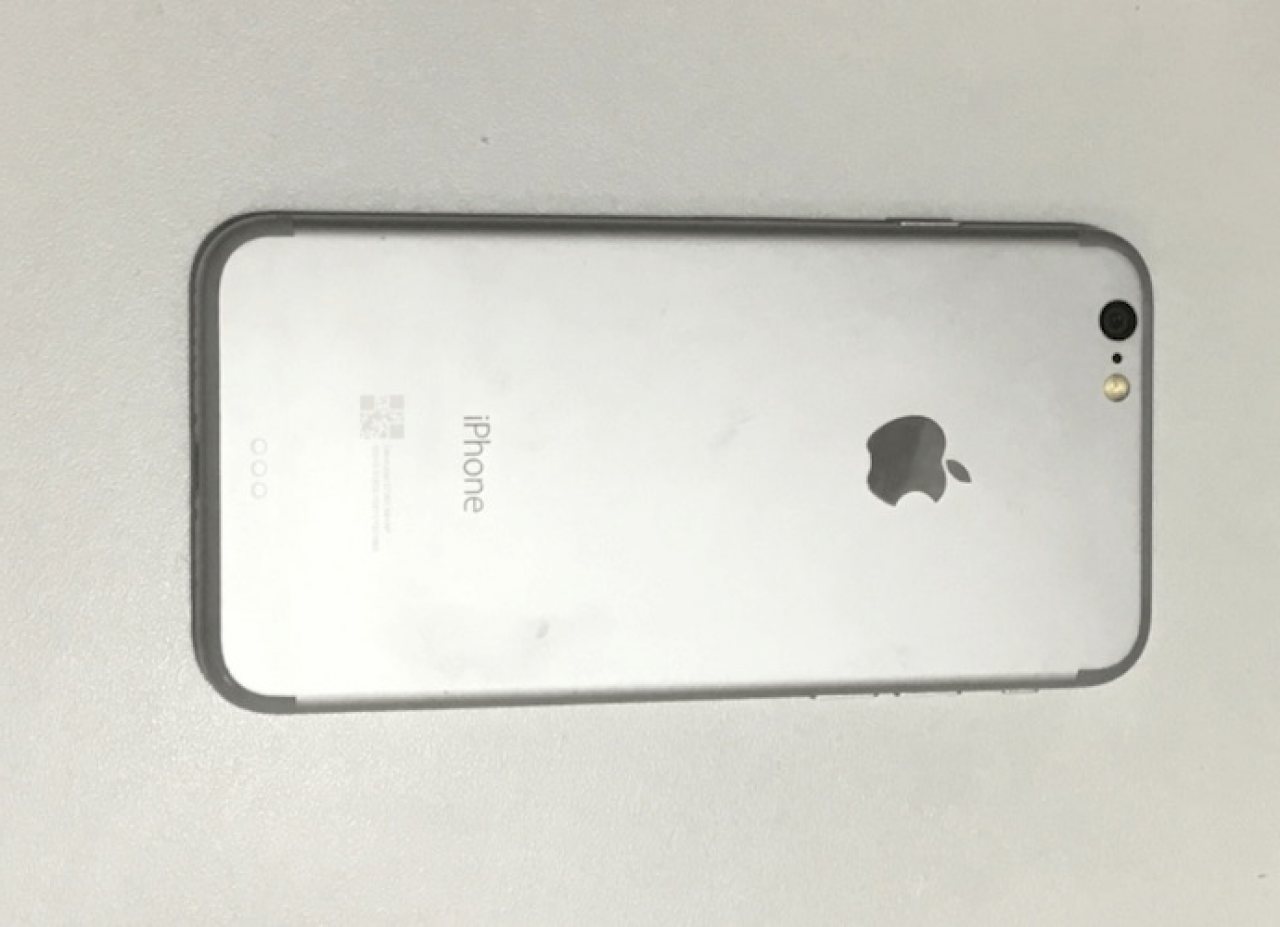 [11/05/2016] iPhone 7 -Leak zeigt angeblich Rückseite des Geräts