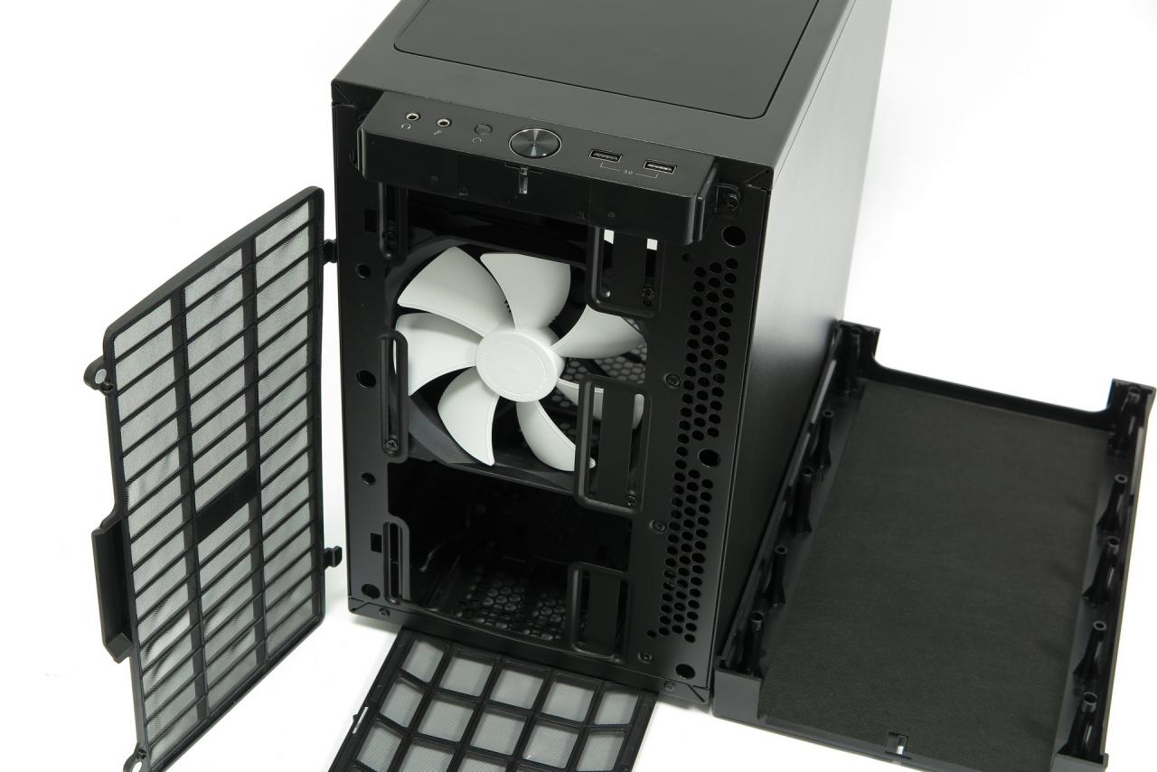[09/06/2016] Fractal Design Define Nano S: Kompaktes, WaKü-kompatibles Mini-ITX-Gehäuse mit erstaunlich viel Platz im Test (4)