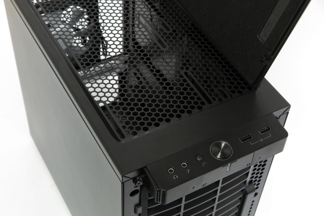 [09/06/2016] Fractal Design Define Nano S: Kompaktes, WaKü-kompatibles Mini-ITX-Gehäuse mit erstaunlich viel Platz im Test (5)