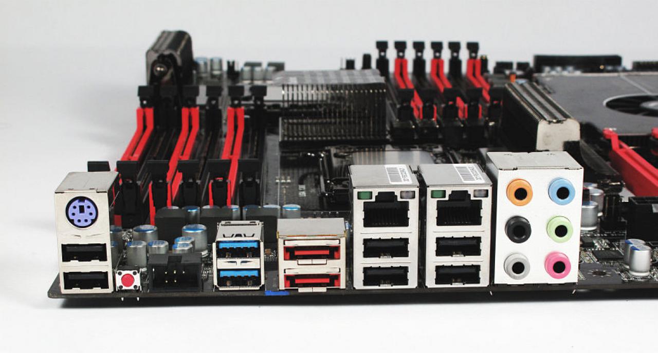 [24/06/2016] Update vom 25.06.2016: Mini-ITX-Zwerg trifft auf Dual-Sockel-Monster (8)