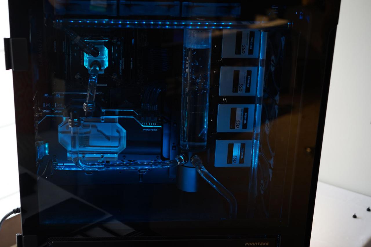 [03/06/2016] Phanteks Enthoo Elite: 699-Euro-Big-Tower für 560-mm-Radiatoren und Dual-Systeme (2)