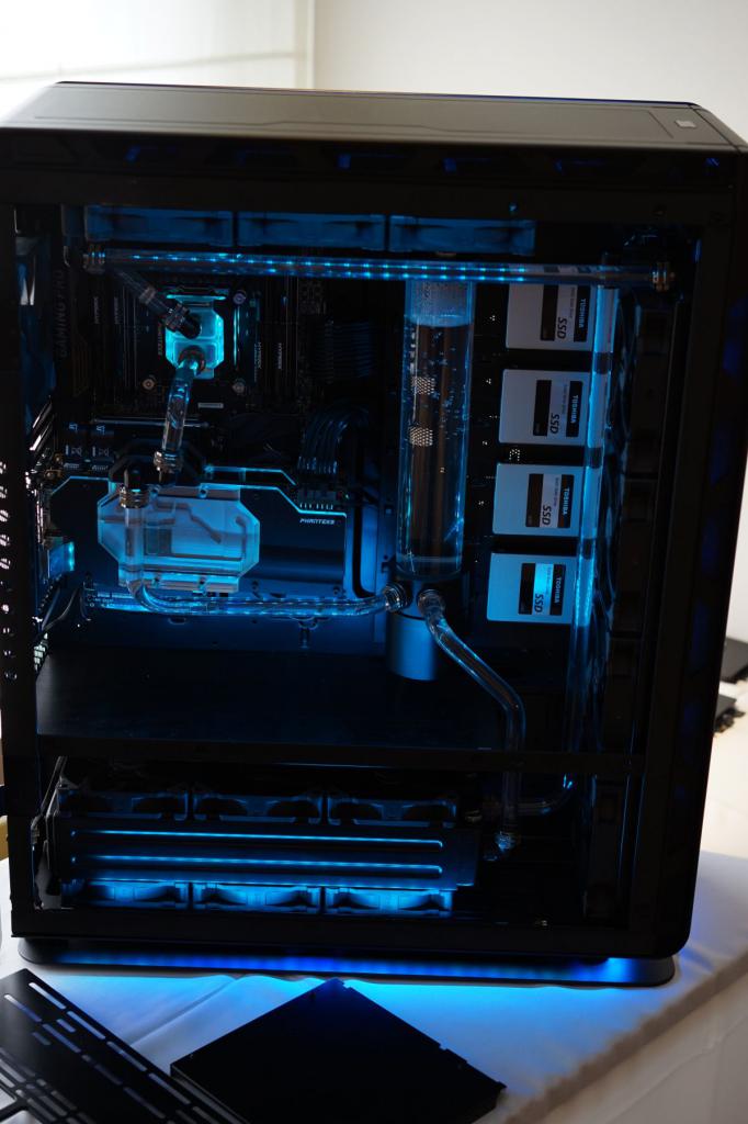 [03/06/2016] Phanteks Enthoo Elite: 699-Euro-Big-Tower für 560-mm-Radiatoren und Dual-Systeme (4)