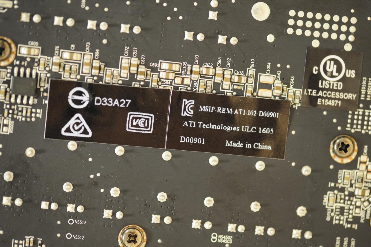 [21/06/2016] Radeon RX 480: Aufkleber (1)