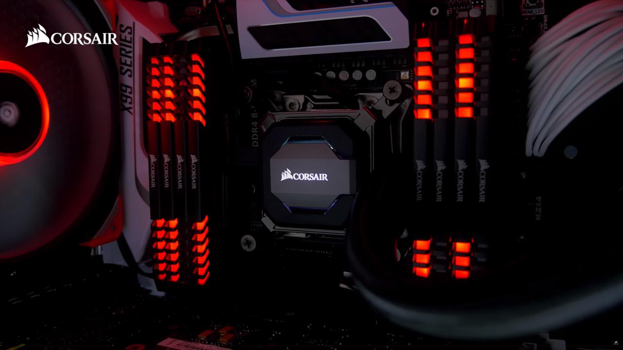 [26/06/2016] Corsair bietet neue DDR4-Module mit LED-Beleuchtung und bis zu 4.333 MHz an.