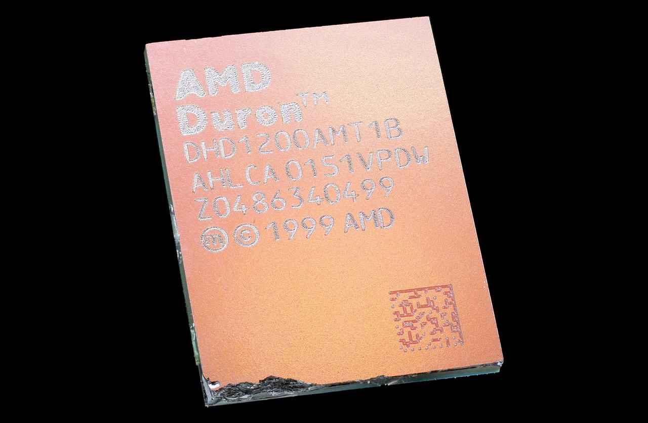 [22/07/2016] Update Juli 2016: Duron und Athlon XP zerlegt (5)