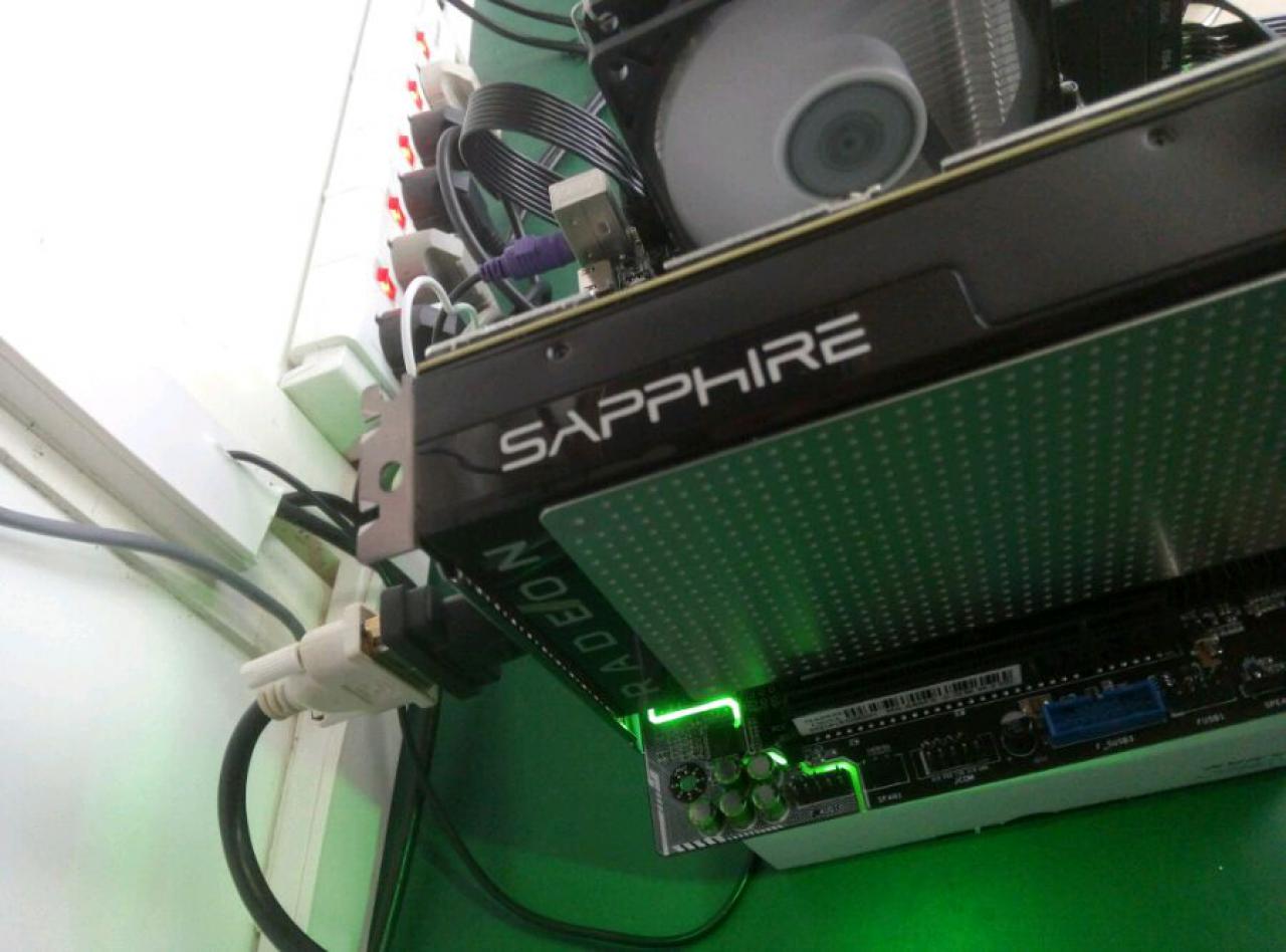 [24/07/2016] Sapphire RX 470 angeschlossen