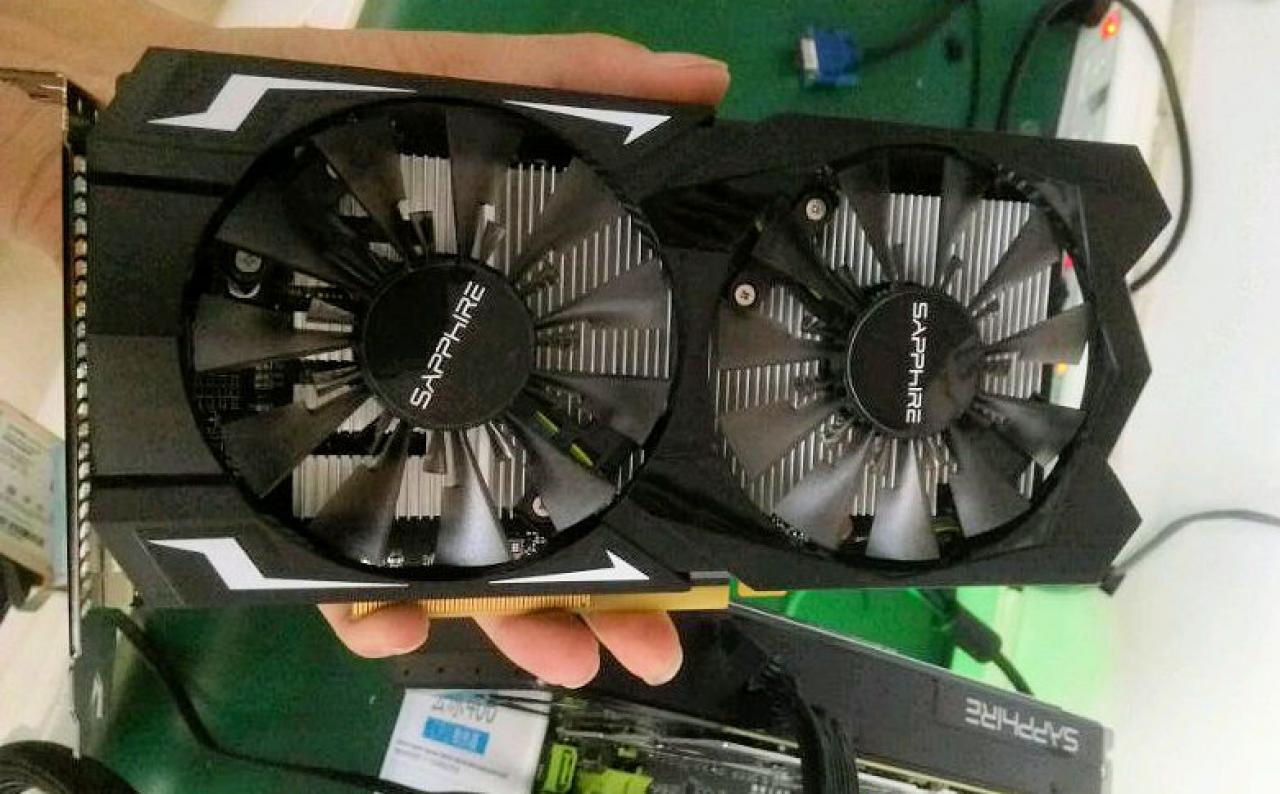 [24/07/2016] Sapphire RX 460 - Polaris 11 mit Custom-Kühler von Sapphire