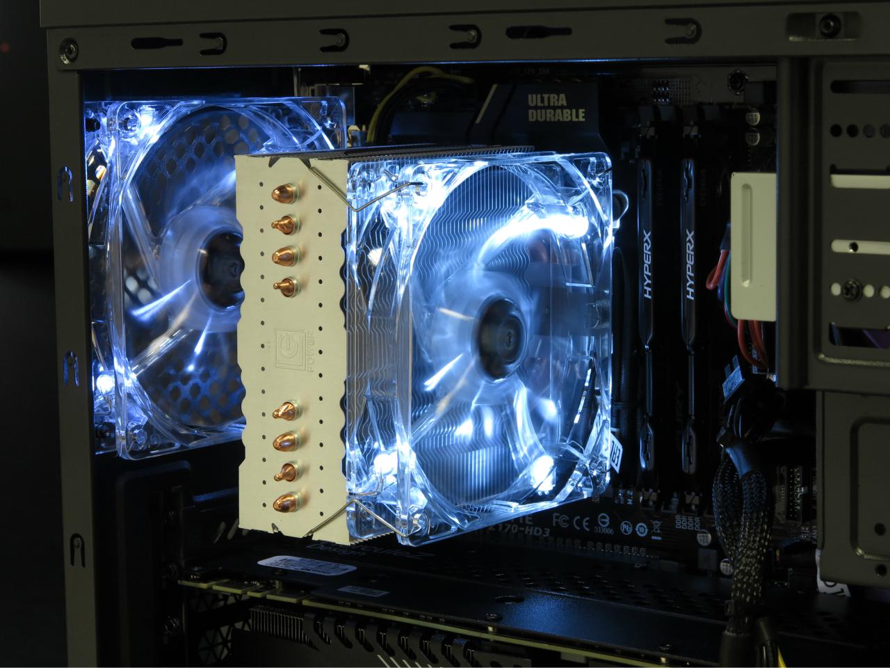 [01/08/2016] Captiva HyperX-Edition: LC-Power-Lüfter mit weißen LEDs