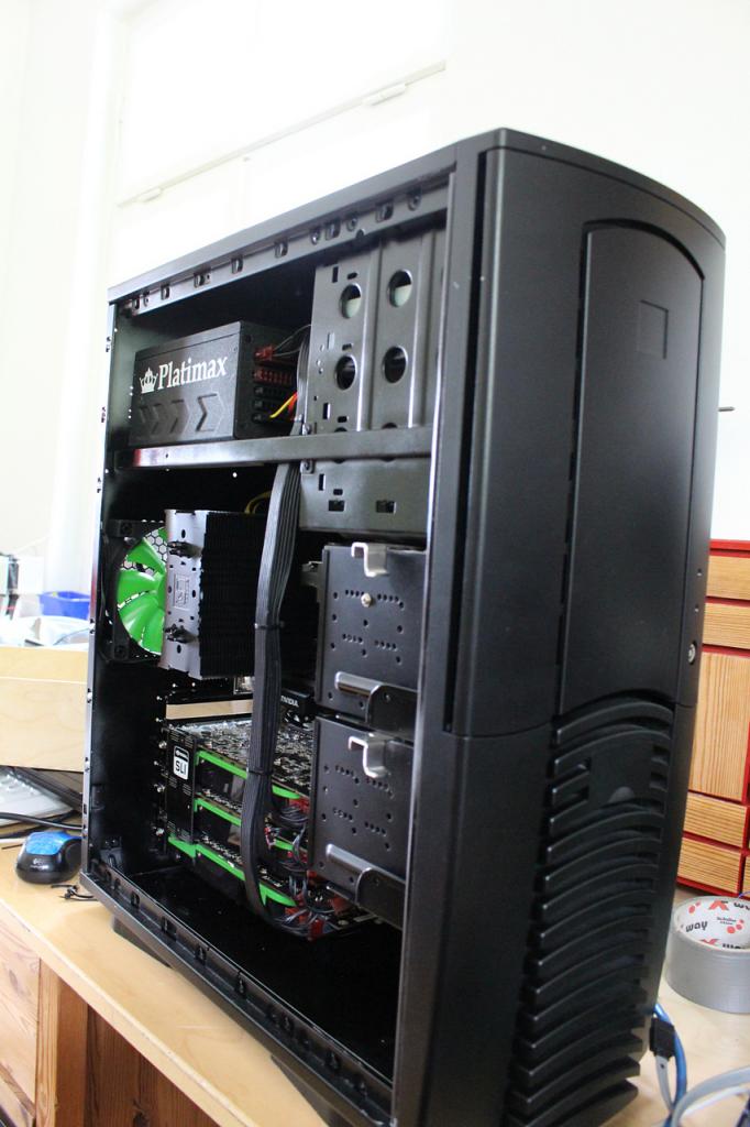 [10/08/2016] Retro-Casemod: High-End-PC von 2006 blüht auf (4)