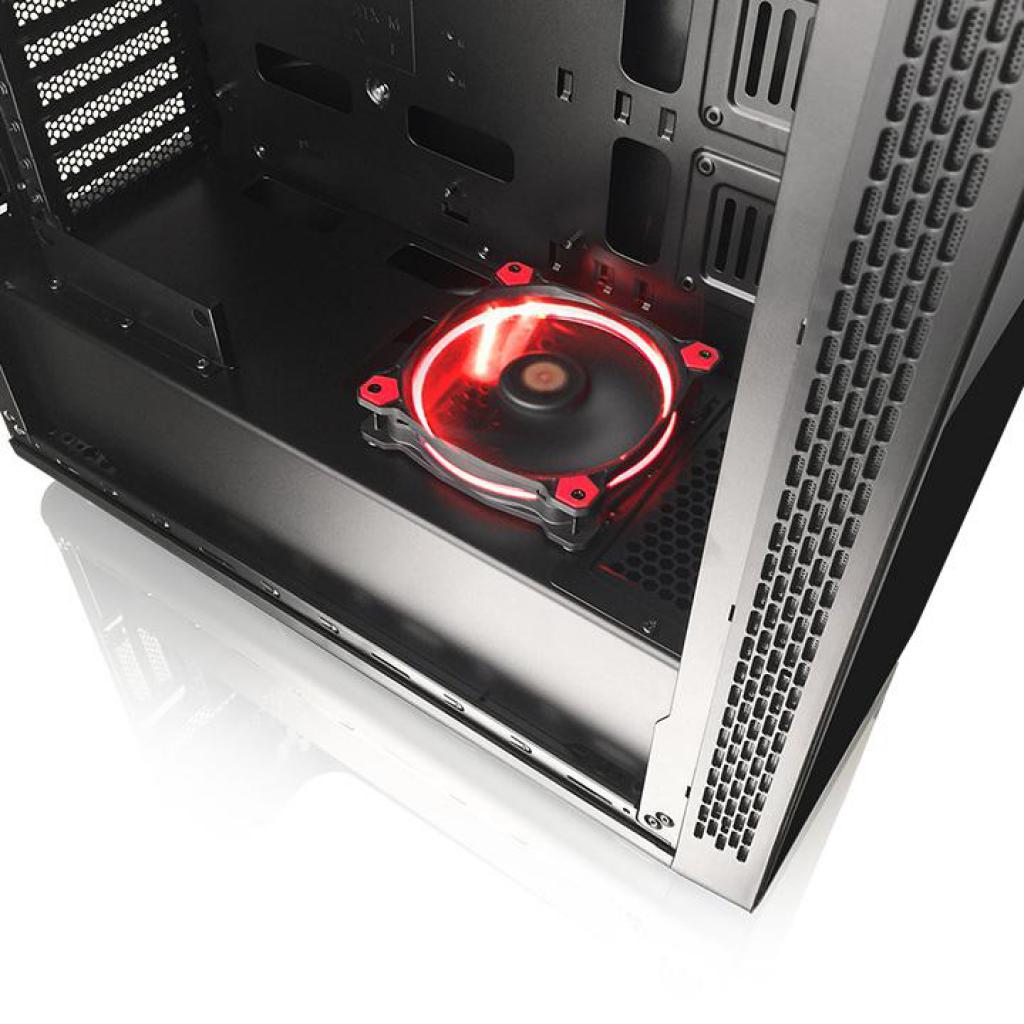 [26/08/2016] Thermaltake View 27: Midi-Tower mit gebogenem Sichtfenster (4)