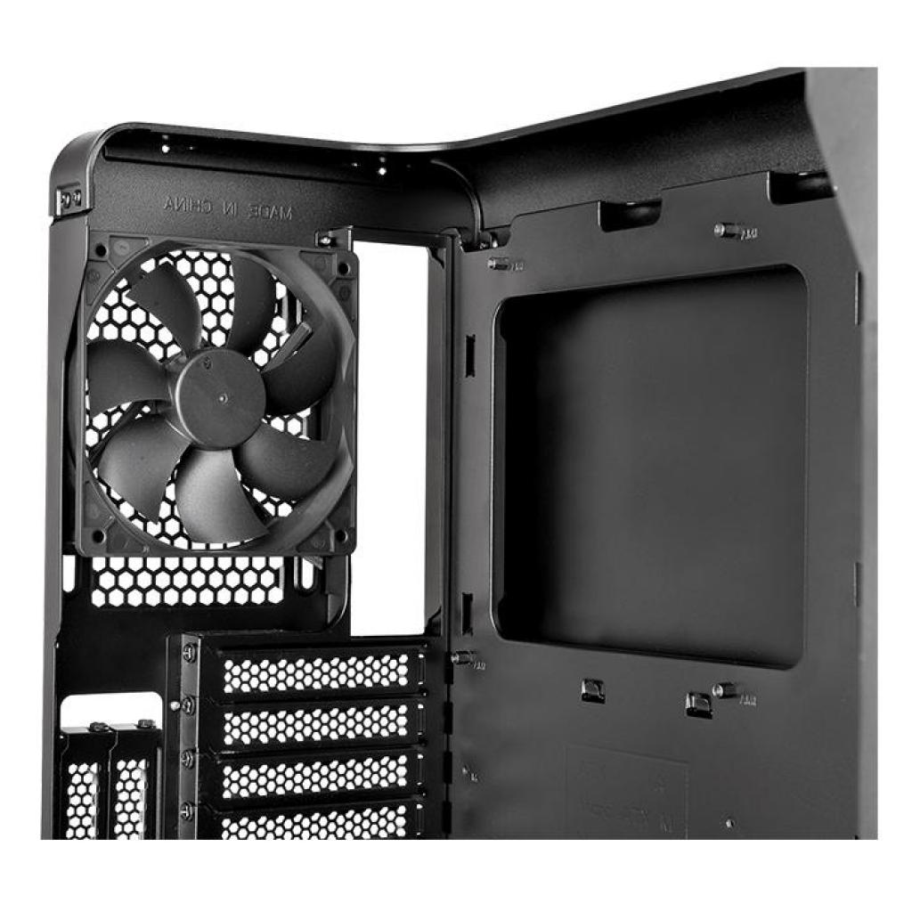 [26/08/2016] Thermaltake View 27: Midi-Tower mit gebogenem Sichtfenster (6)