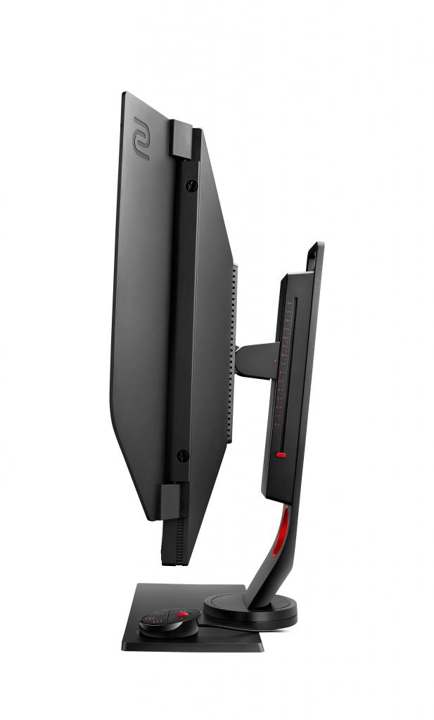 [18/08/2016] Benq auf der Gamescom 2016: Zowie XL2735 in der Rückansicht