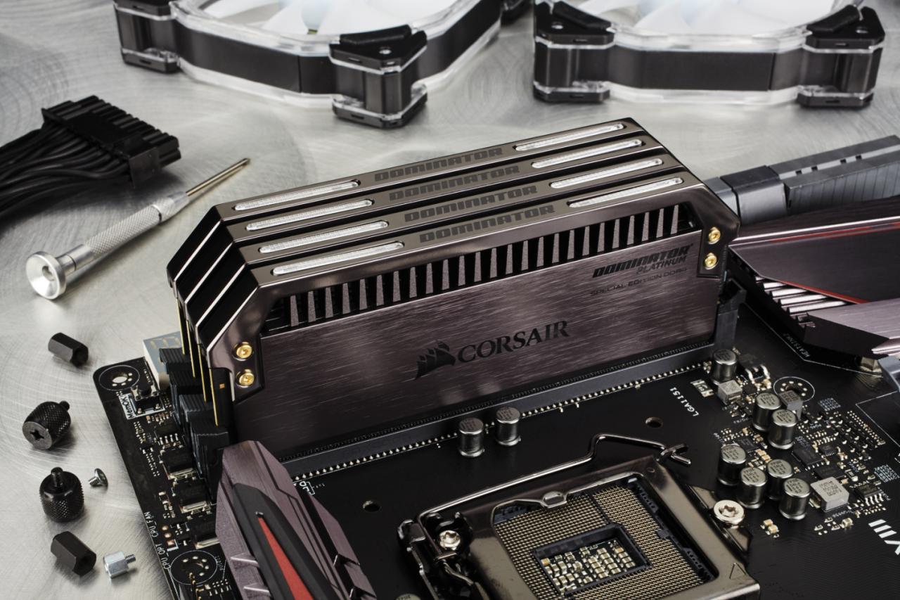 [29/09/2016] Corsair Dominator Platinum SE Blackout 2 