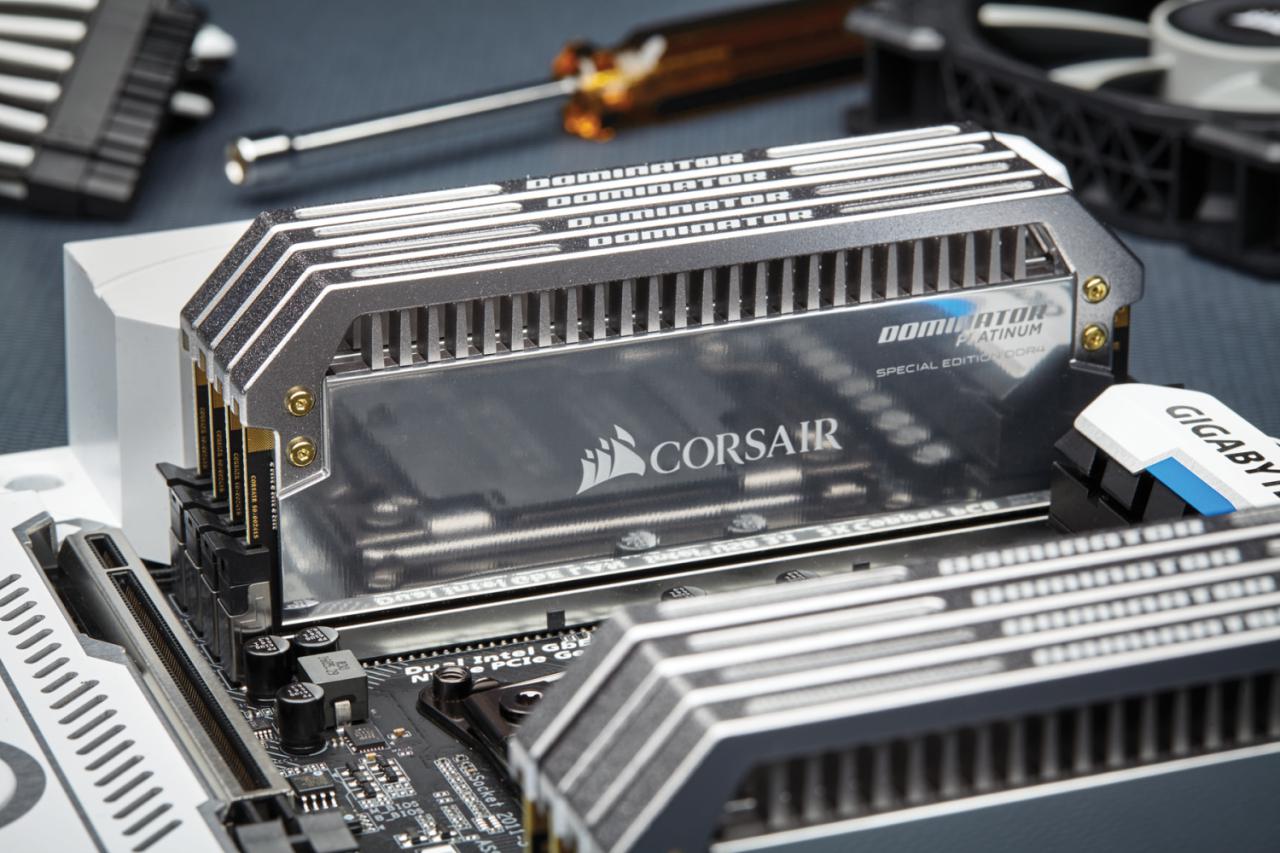 [29/09/2016] Corsair Dominator Platinum SE Chrome 1