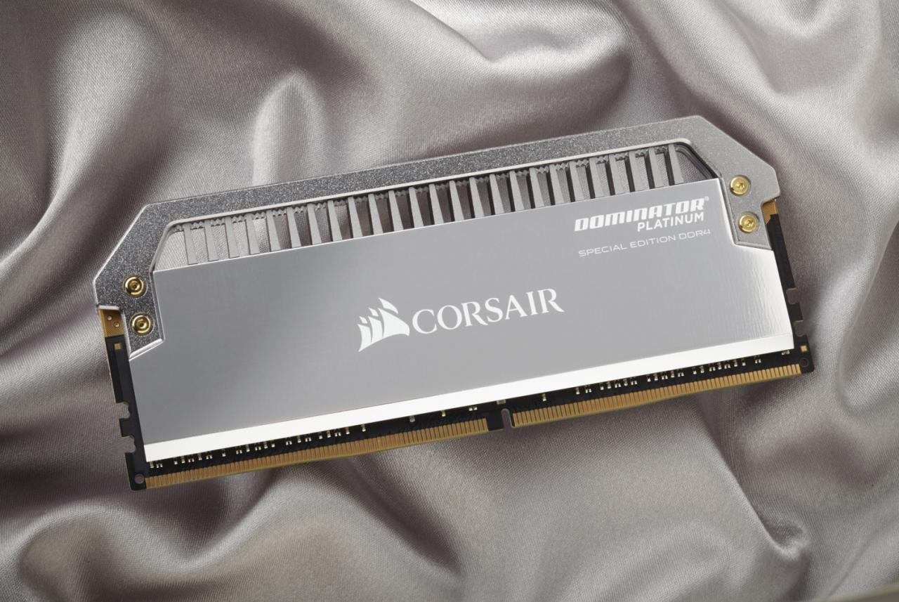 [29/09/2016] Corsair Dominator Platinum SE Chrome 4 