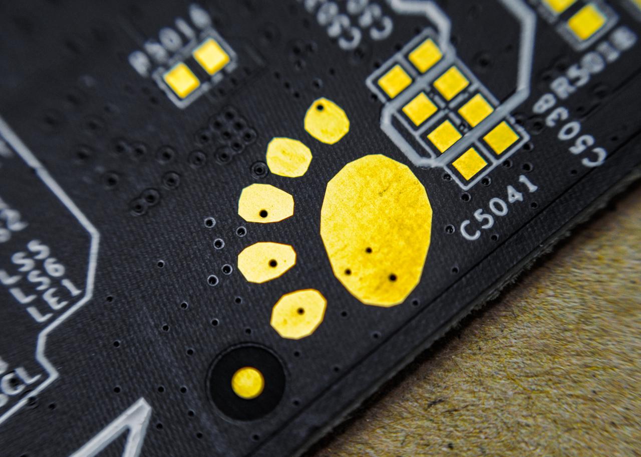 [23/09/2016] EVGA Epower Gen 5: Zusatz-PCB für Grafikkarten bietet 680 Ampere (11)