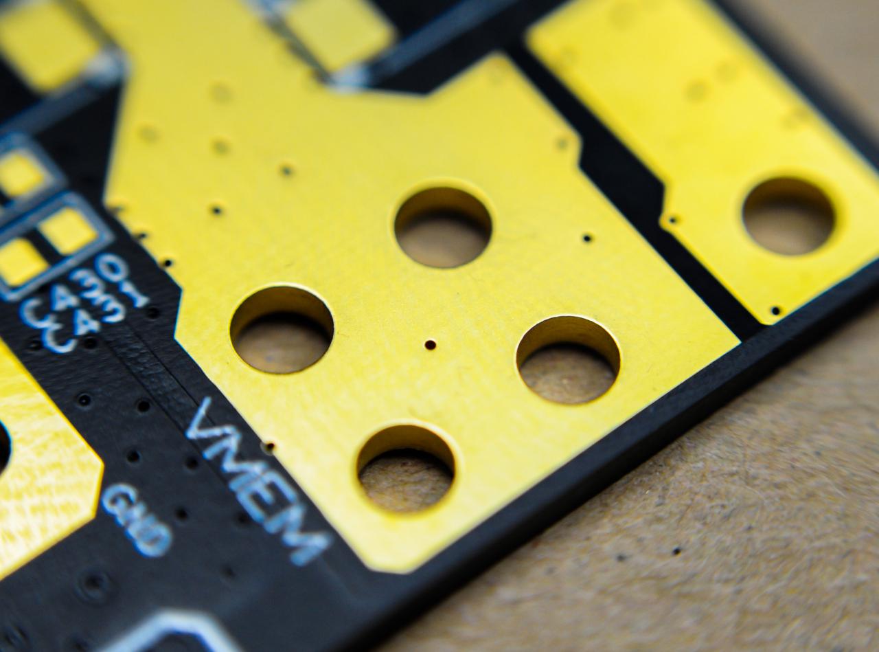 [23/09/2016] EVGA Epower Gen 5: Zusatz-PCB für Grafikkarten bietet 680 Ampere (6)