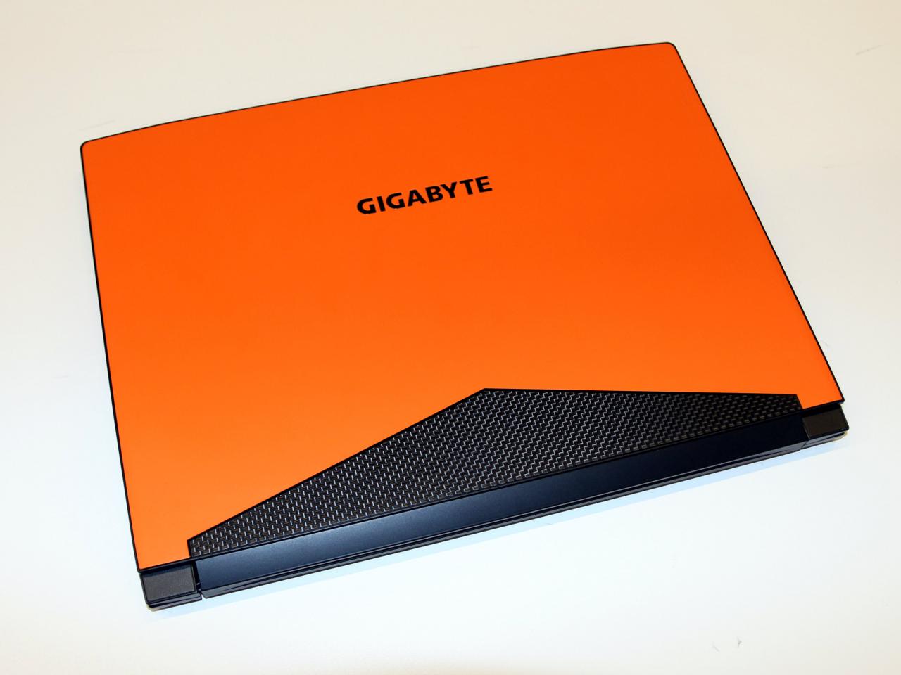 [01/09/2016] Laptop-Sichtungen auf der Gamescom: Gigabyte Aero 14