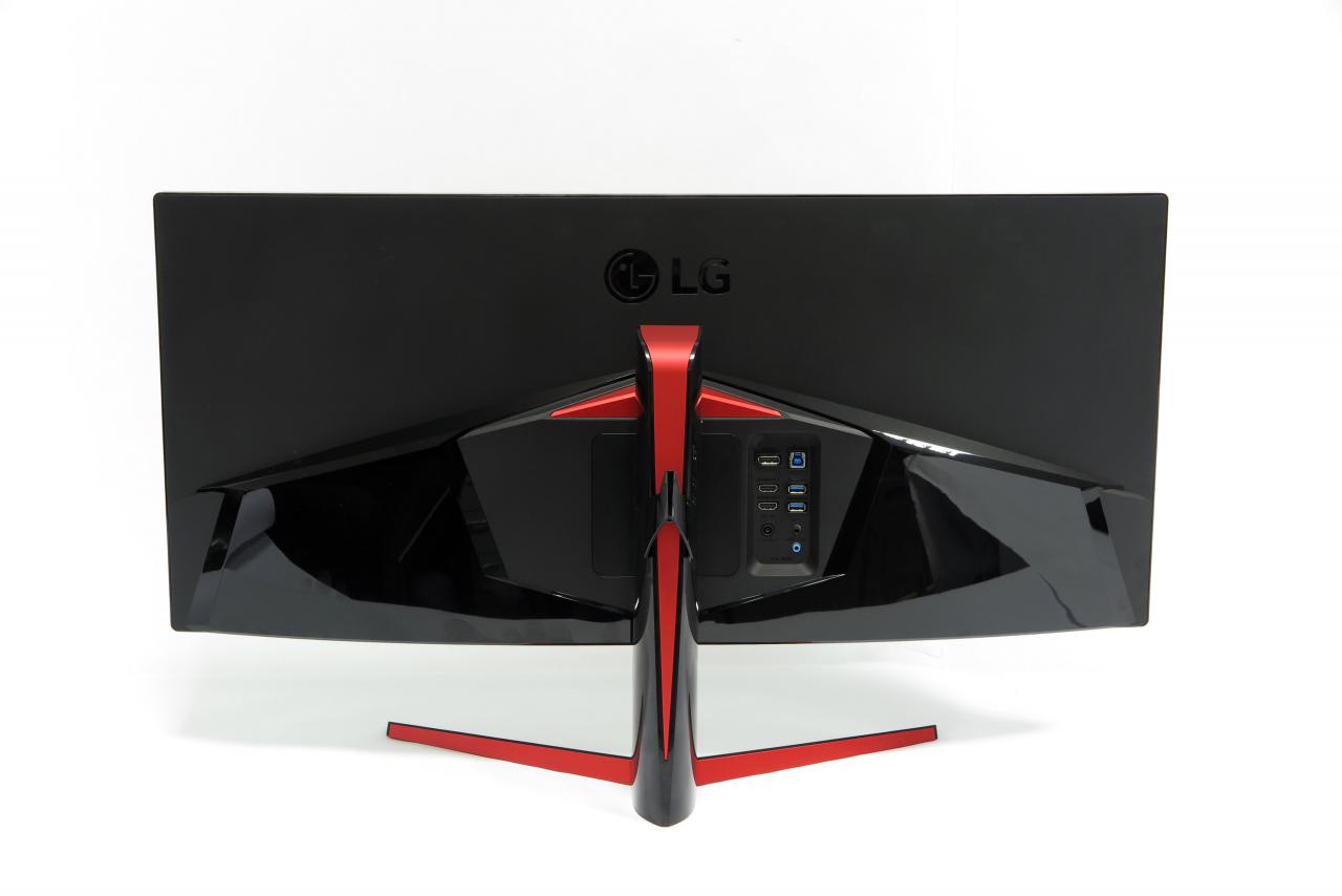 [23/09/2016] LG 34UC79G-B: Rückseite