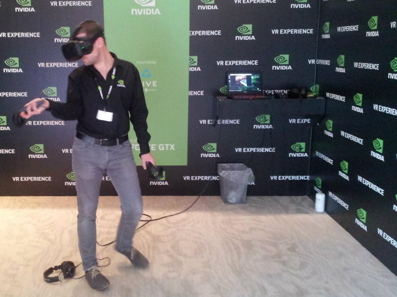 [01/09/2016] Laptop-Sichtungen auf dem Editor's Day: VR-Gaming mit dem MSI GS43